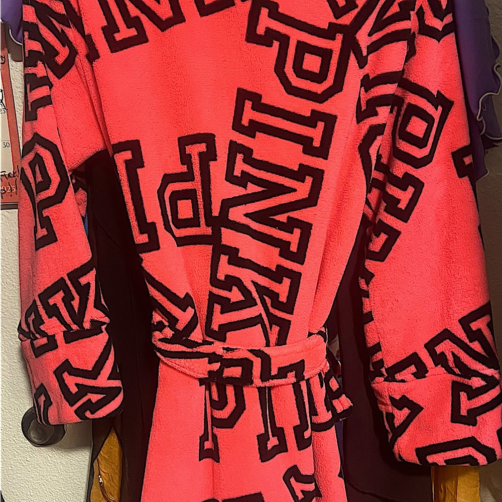 Victoria’s Secret cozy short robe